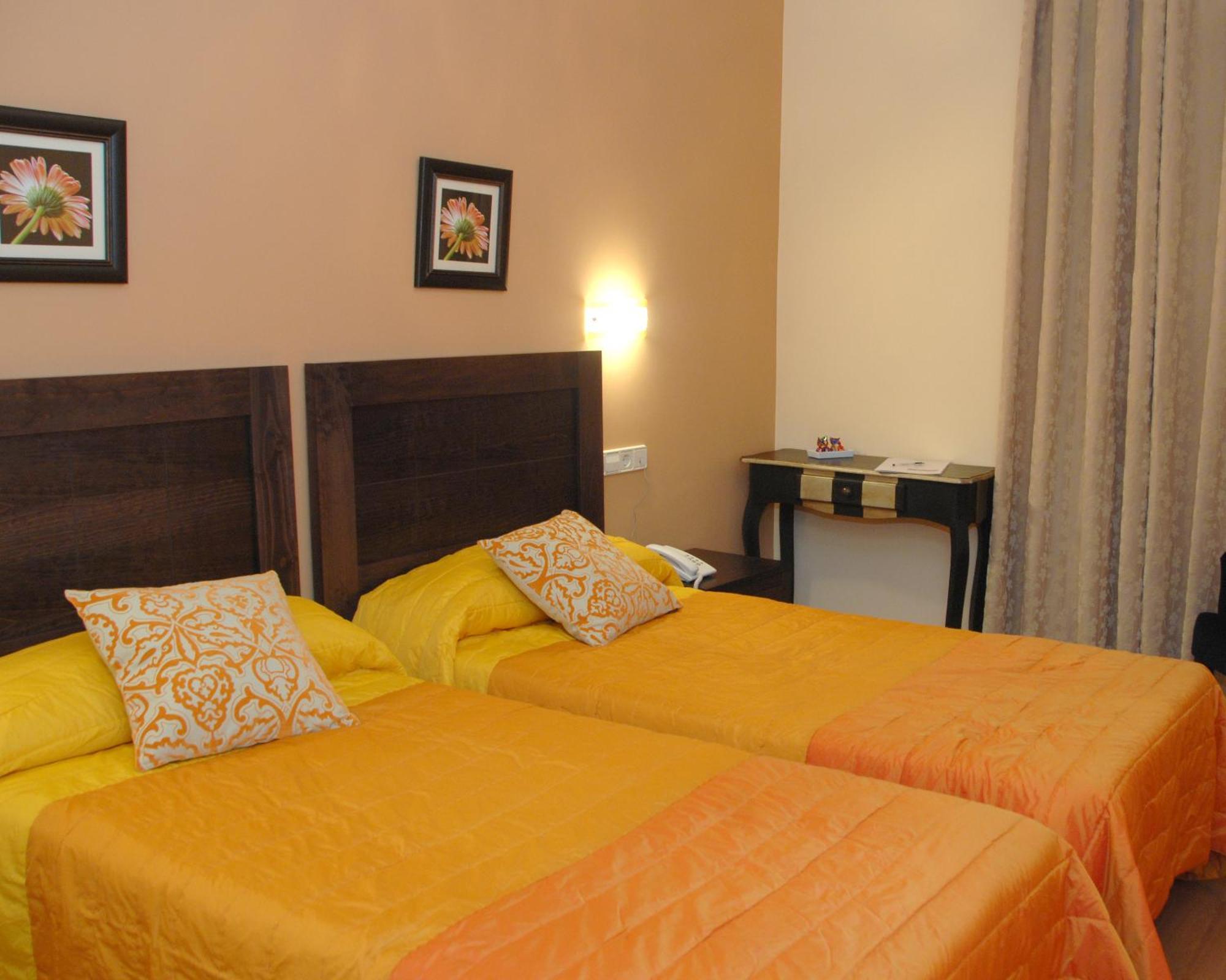 Hotel Hc Sigueenza المظهر الخارجي الصورة