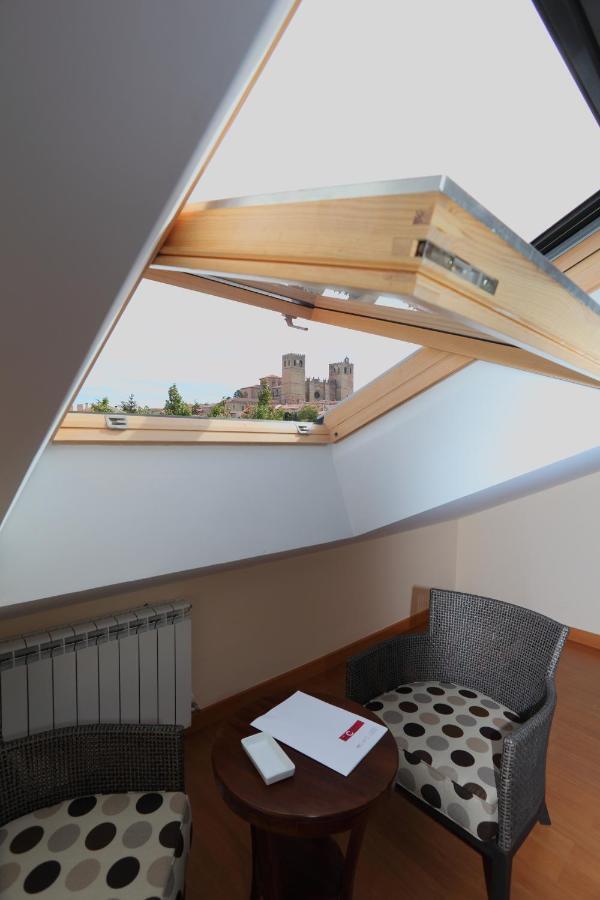 Hotel Hc Sigueenza المظهر الخارجي الصورة